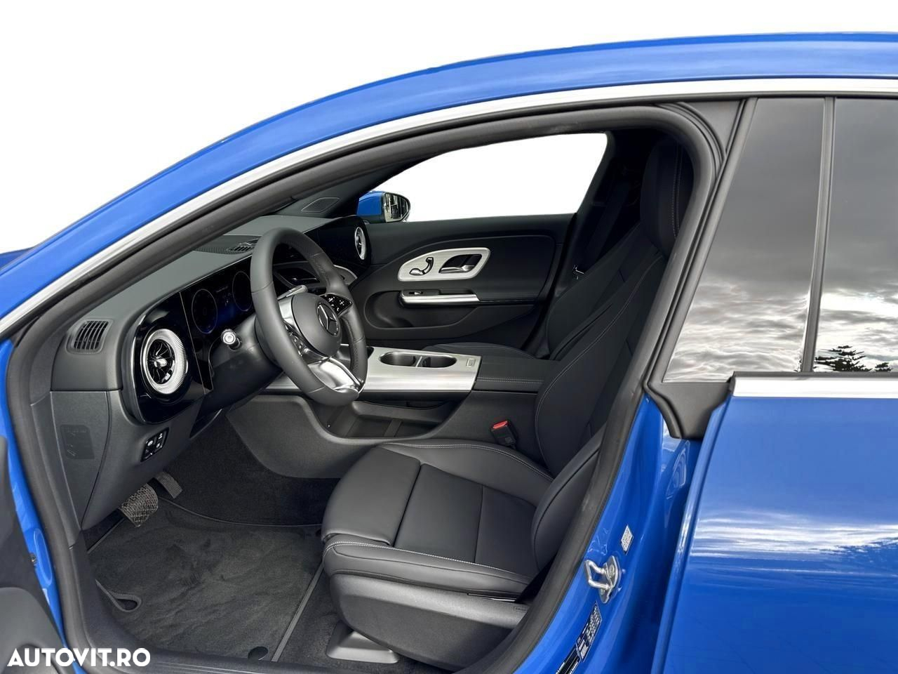 Mercedes-Benz CLA 250+ Coupe - 11