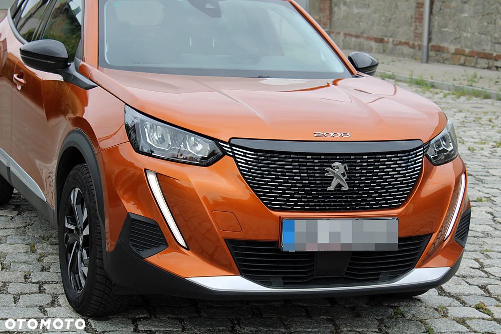 Peugeot 2008 - 8