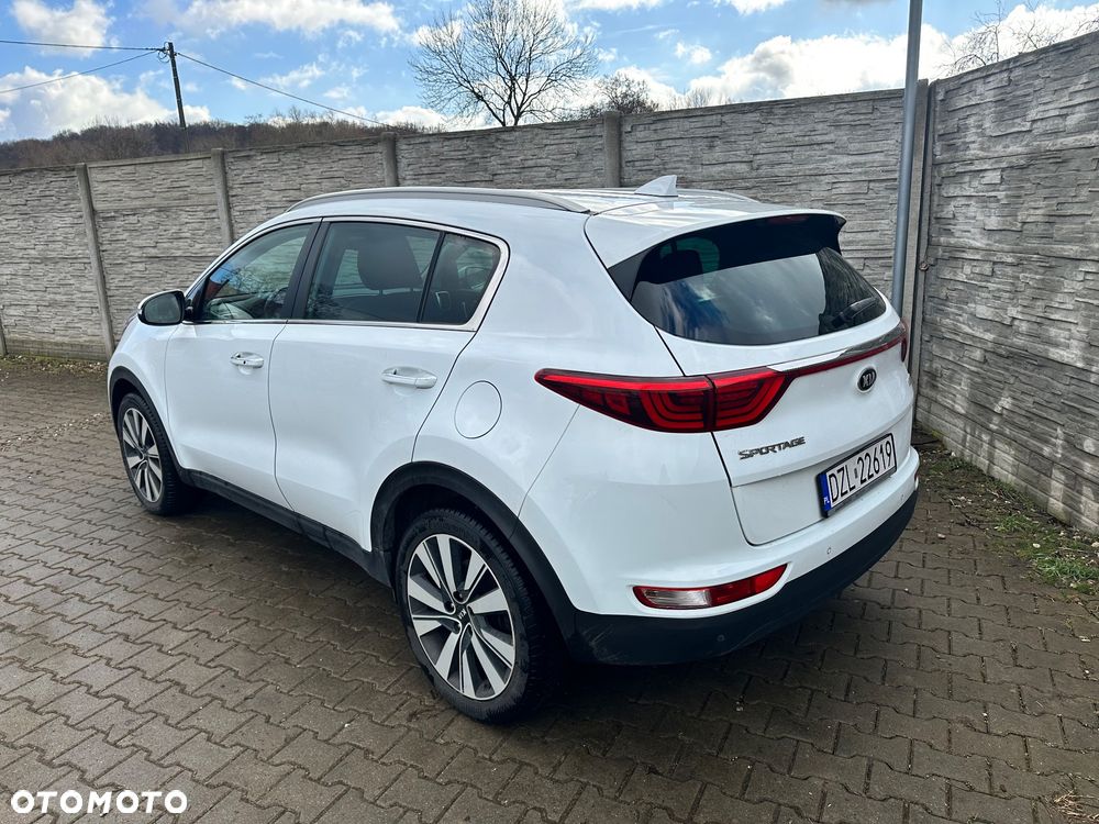 Kia Sportage 1.7 CRDI 2WD Dream-Team Edition - 14
