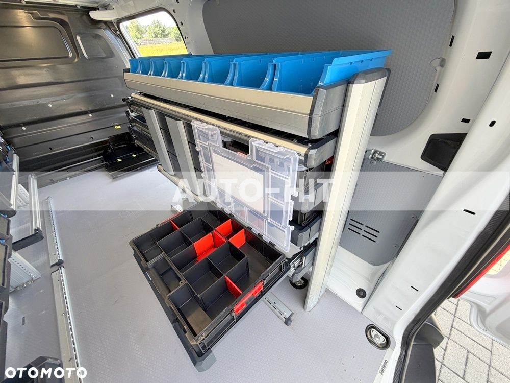Opel Vivaro - 19