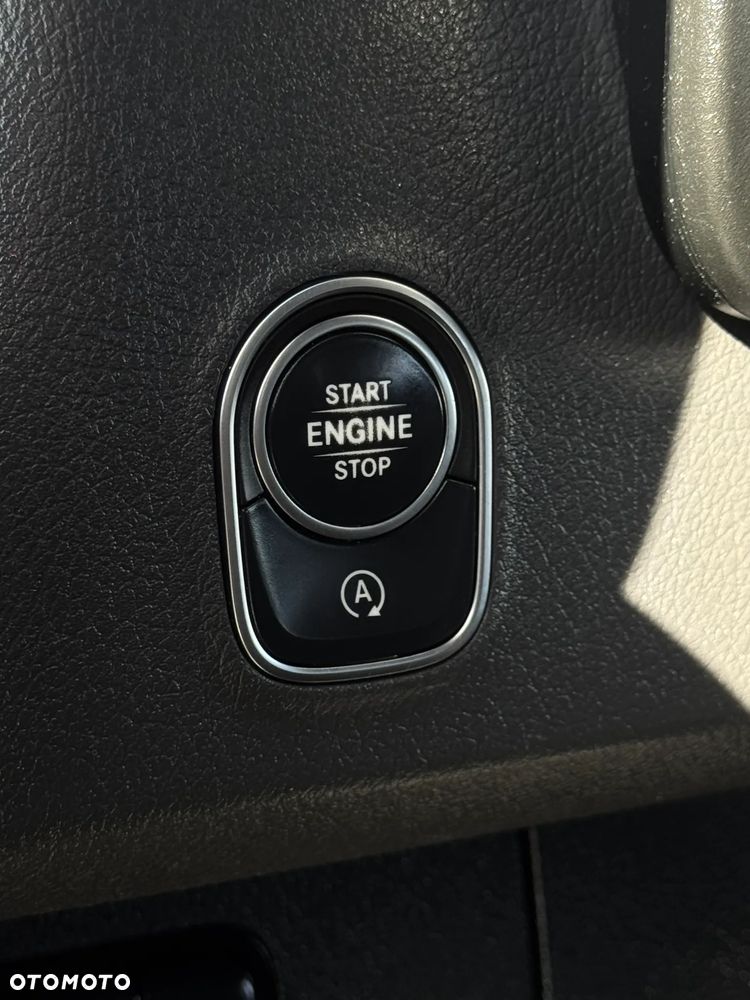 Mercedes-Benz SPRINTER - 28