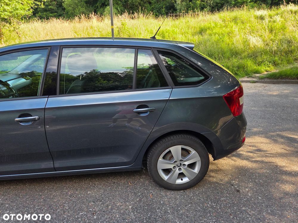 Skoda RAPID 1.2 TSI Ambition - 5