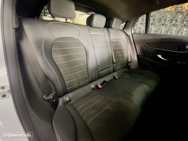 Mercedes-Benz GLC 300 de Coupe 4Matic 9G-TRONIC AMG Line Plus - 56