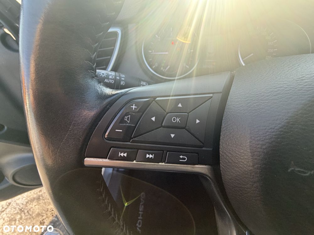 Nissan Qashqai - 23