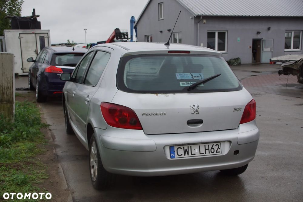 Auto na części - Peugeot 307 Lift 1.4 8V 75 KM TU3 20CQ15 EZR 2004R Silnik Skrzynia Drzwi Lusterko Szyba Maska Lampa Klapa Deska Kokpit Sterownik Moduł Licznik - 7