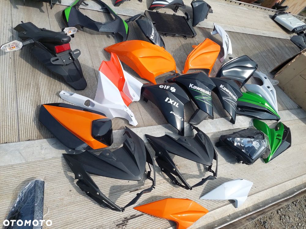 KAWASAKI Z800 Z 800 ogon owiewka bok boczek czasza wypełnienie - 2