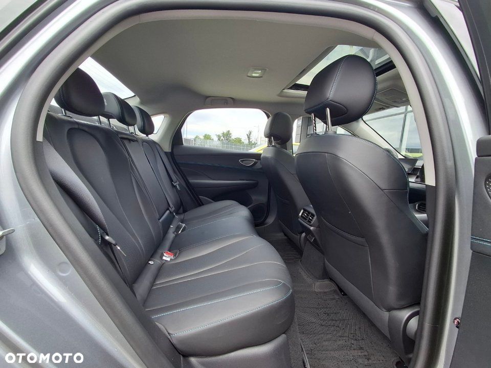 BYD Seal 5 - 12