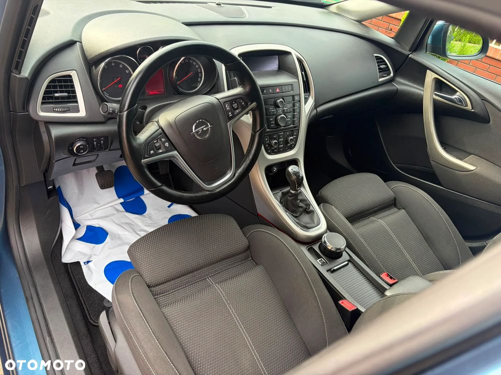 Opel Astra 1.4 Turbo ecoFLEX Start/Stop - 28