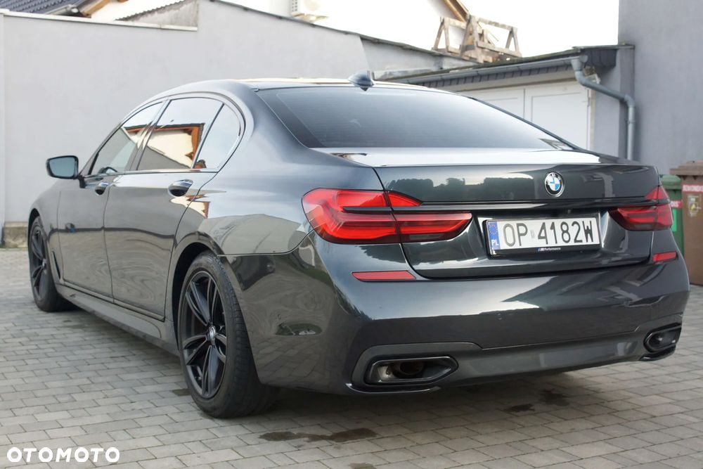 BMW Seria 7 740Li xDrive - 8