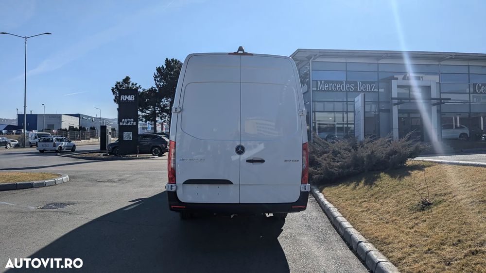 Mercedes-Benz SPRINTER - 7