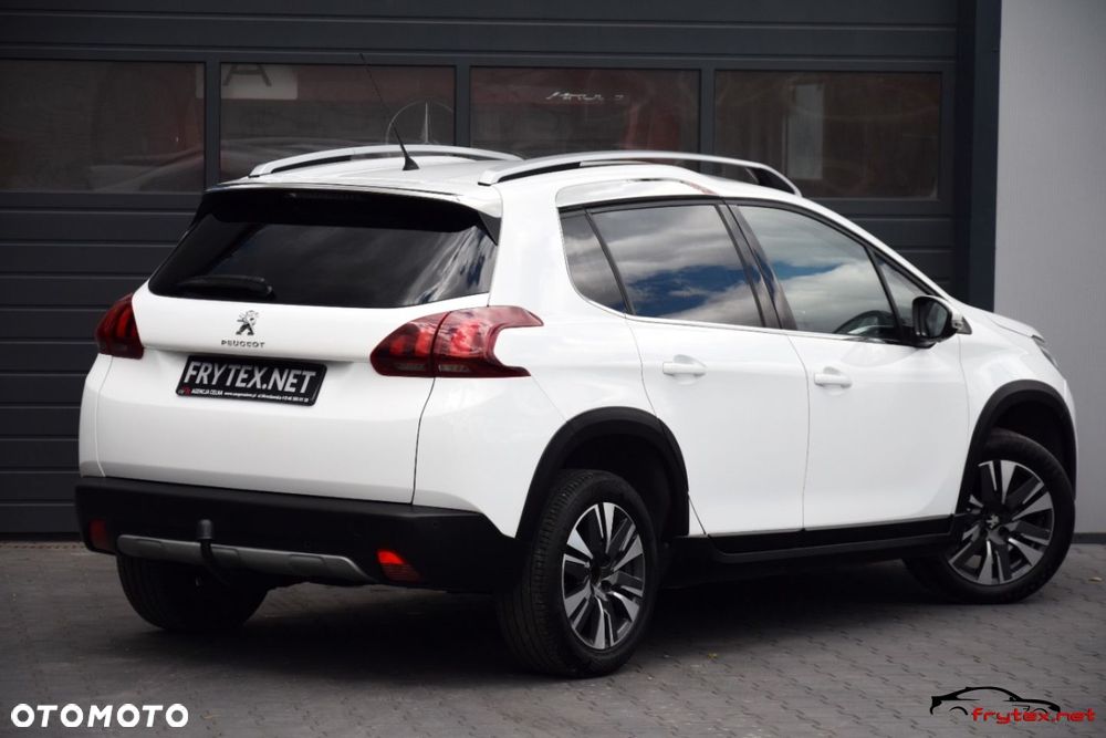Peugeot 2008 - 11