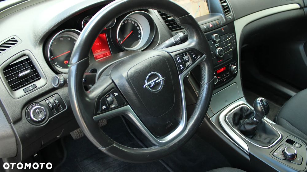 Opel Insignia 1.8 Cosmo - 35