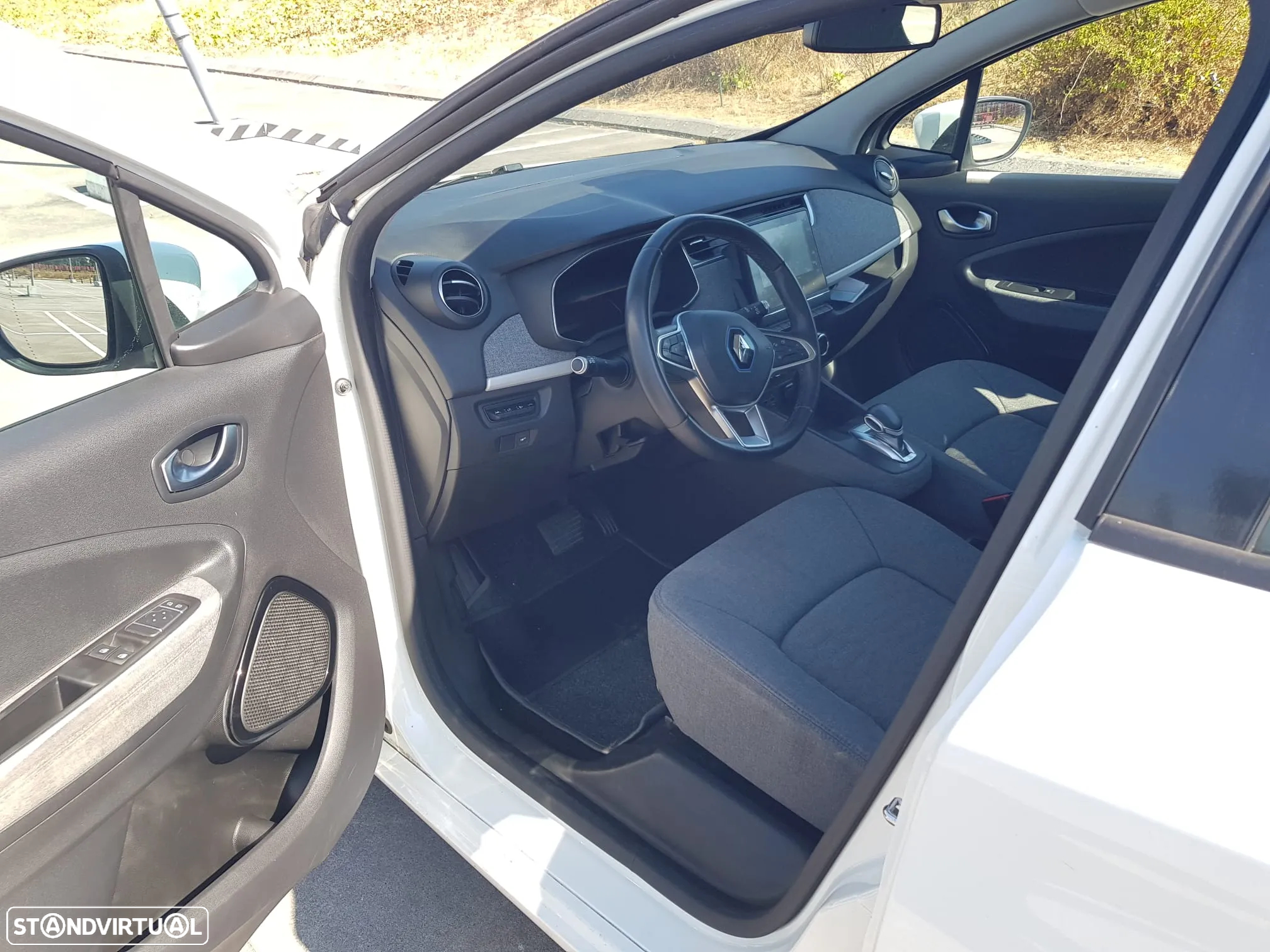 Renault Zoe (c/ Bateria) Z.E. 50 LIFE - 6