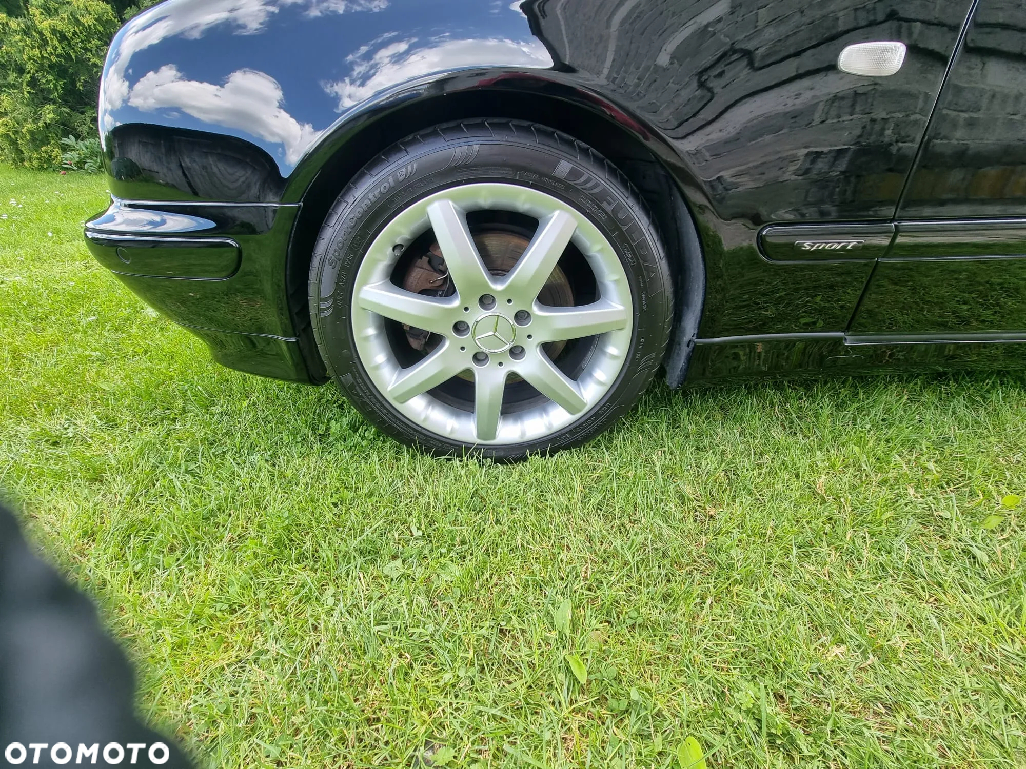 Mercedes-Benz CLK 320 - 13