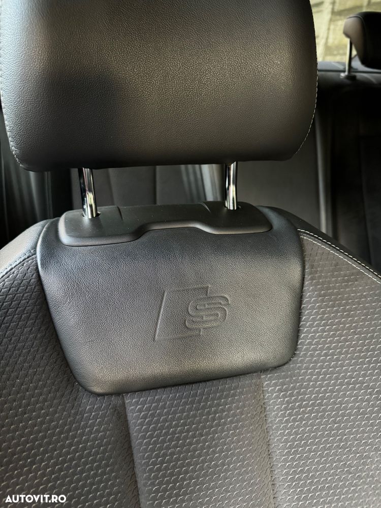 Audi A4 2.0 TDI quattro S tronic - 12