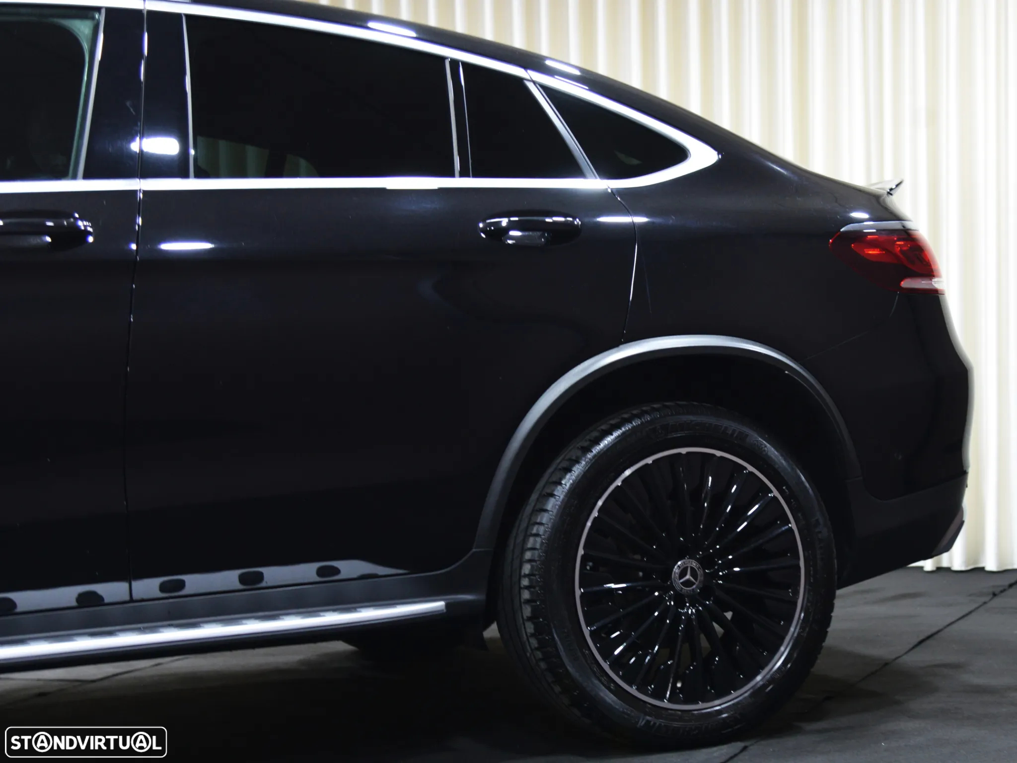 Mercedes-Benz GLC 300 de Coupé 4Matic - 8