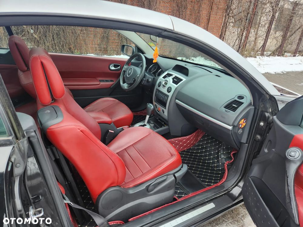 Renault Megane 2.0 Dynamique - 10