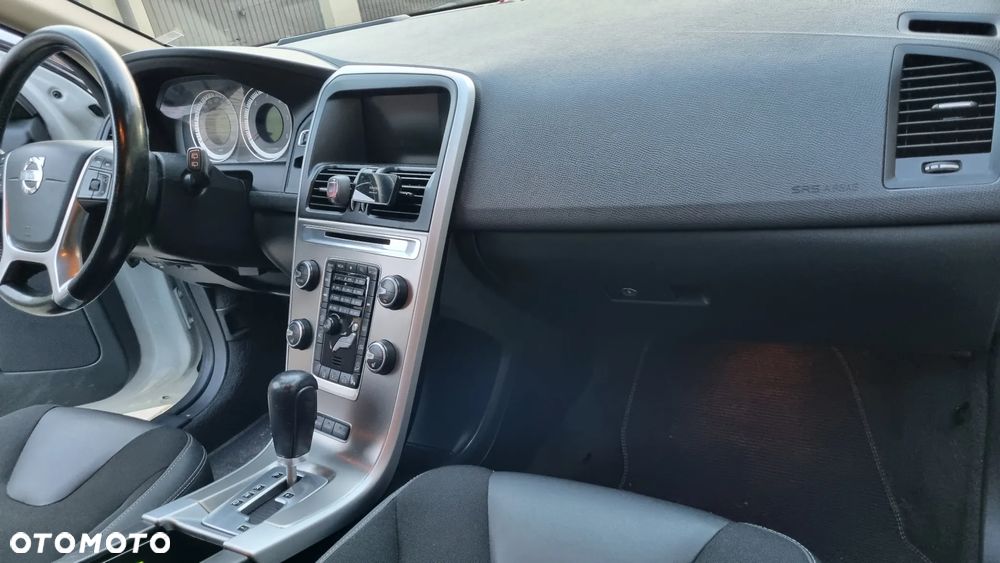 Volvo XC 60 - 11