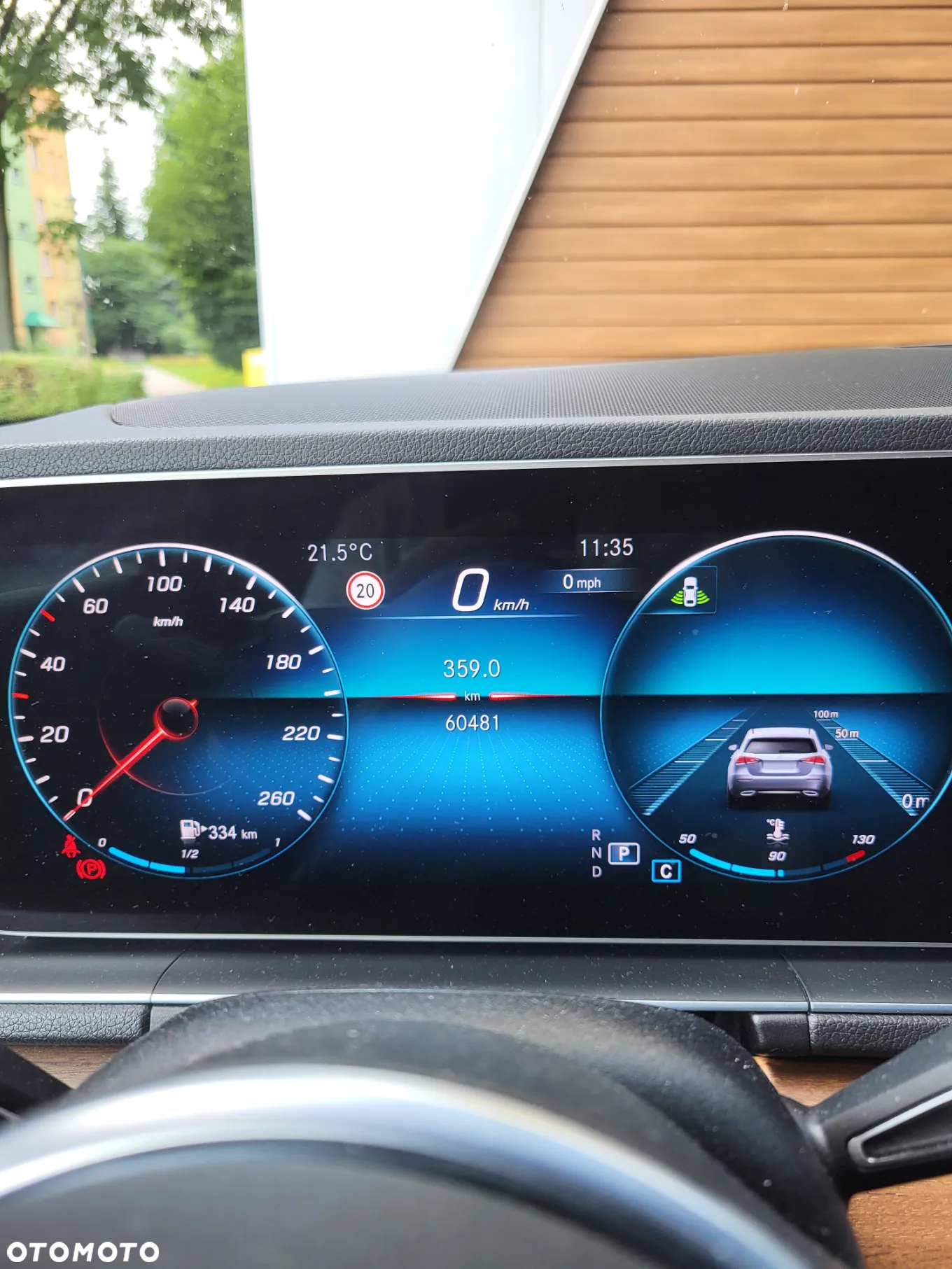 Mercedes-Benz GLE - 22