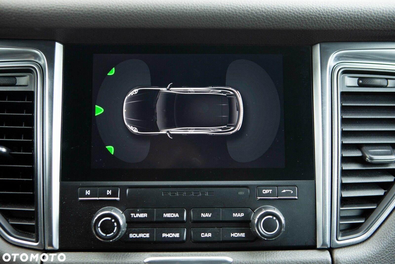 Porsche Macan Standard - 29