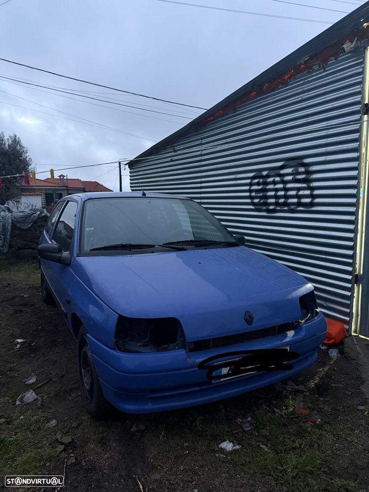 Vendo Renault Clio mk1 1.9D inteiro ou as peças - 3