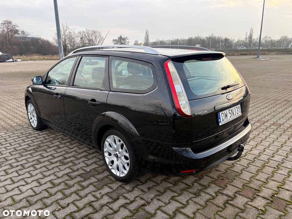 Ford Focus 1.8 Black Magic - 19