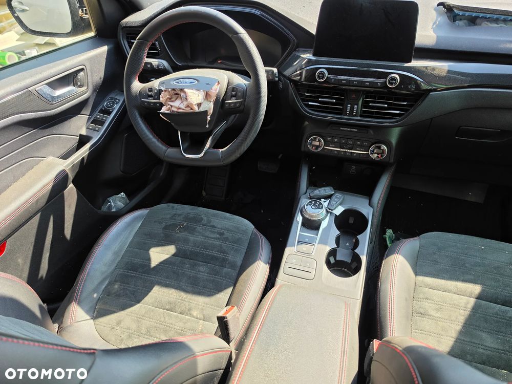 Ford Kuga 2.5 FHEV AWD ST-Line X - 6