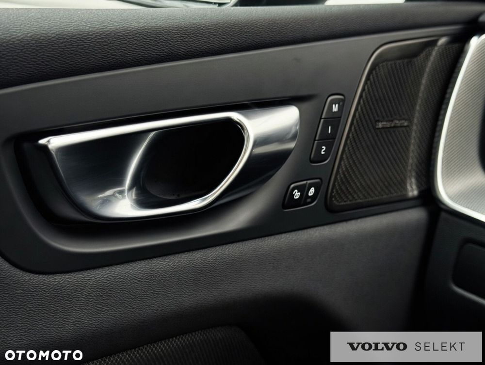 Volvo XC 60 - 36