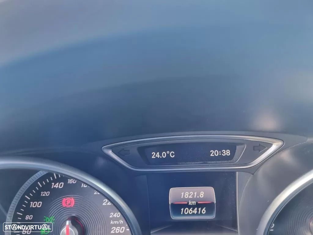 Mercedes-Benz CLA 220 d Aut. - 9