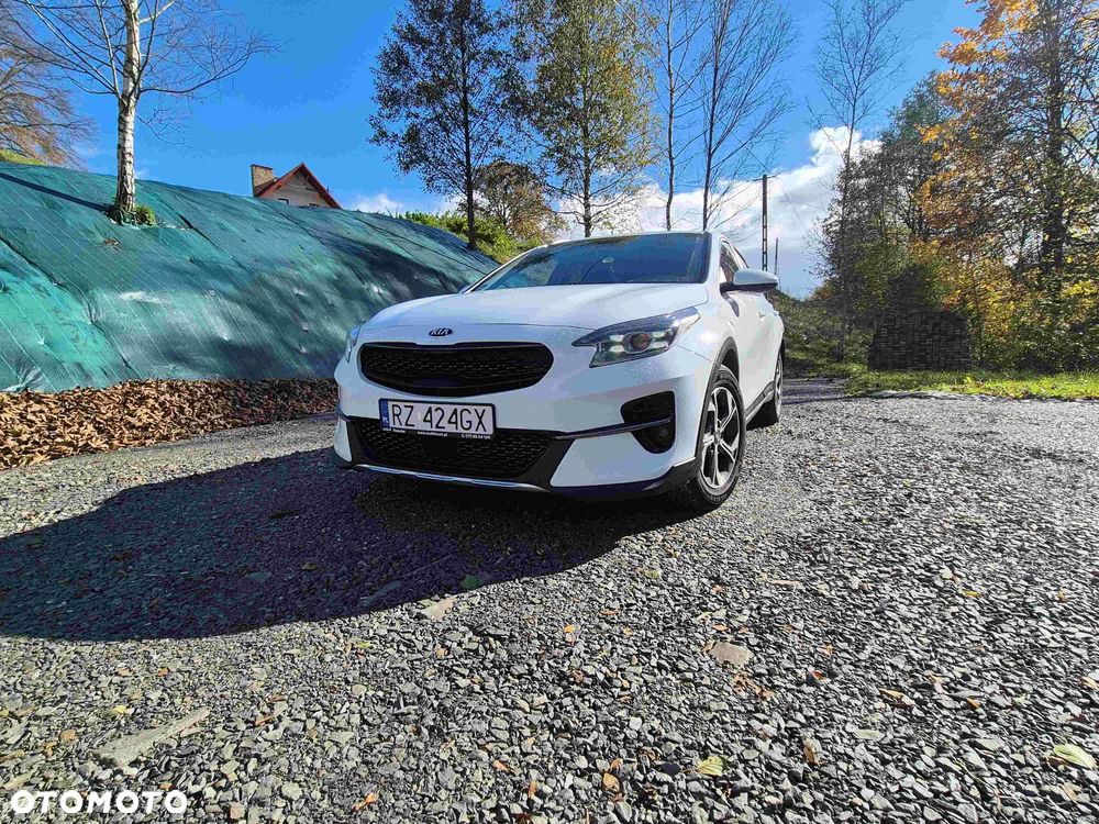 Kia XCeed 1.0 T-GDI L - 16