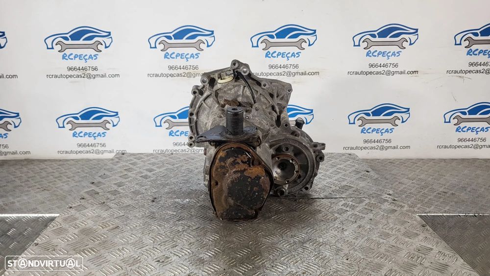 Caixa 5 Velocidades FFE VW Volkswagen Seat 1.0i AUC - 8