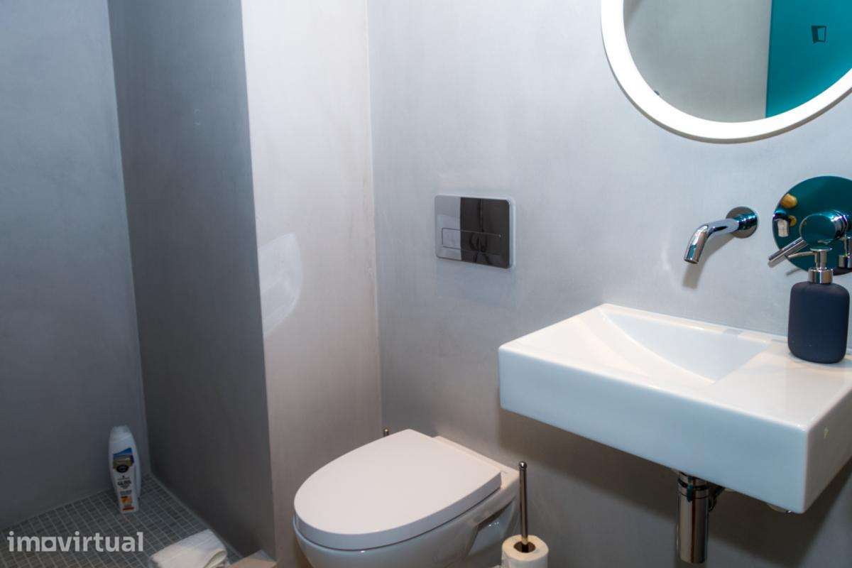 Apartamento com 3 quartos - localizado em Santo Ildefonso Porto - Grande imagem: 3/17