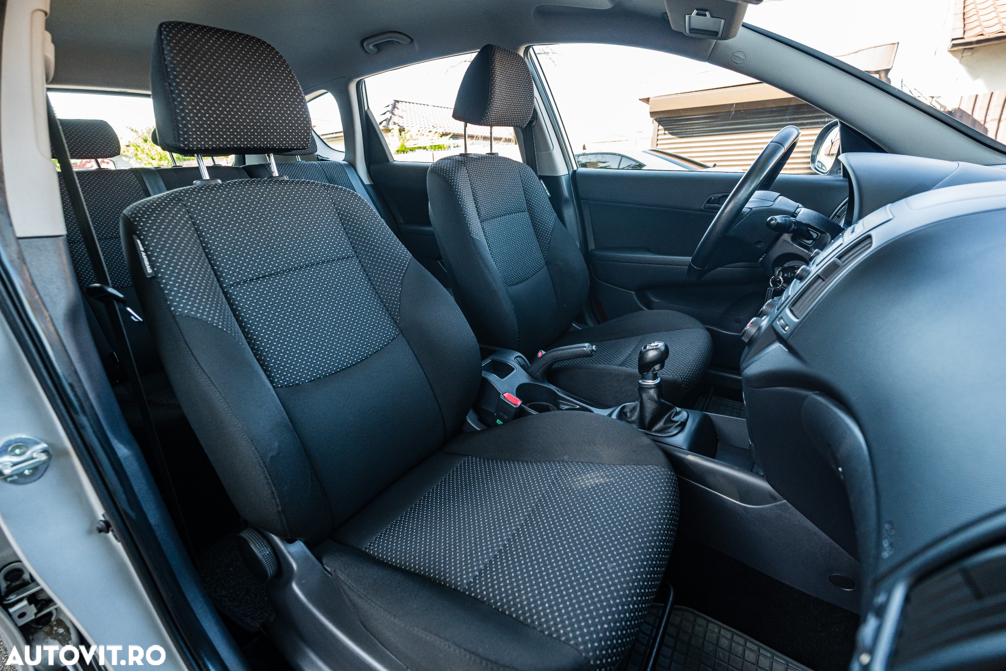 Hyundai i30 1.6 CRDI GL Comfort - 8