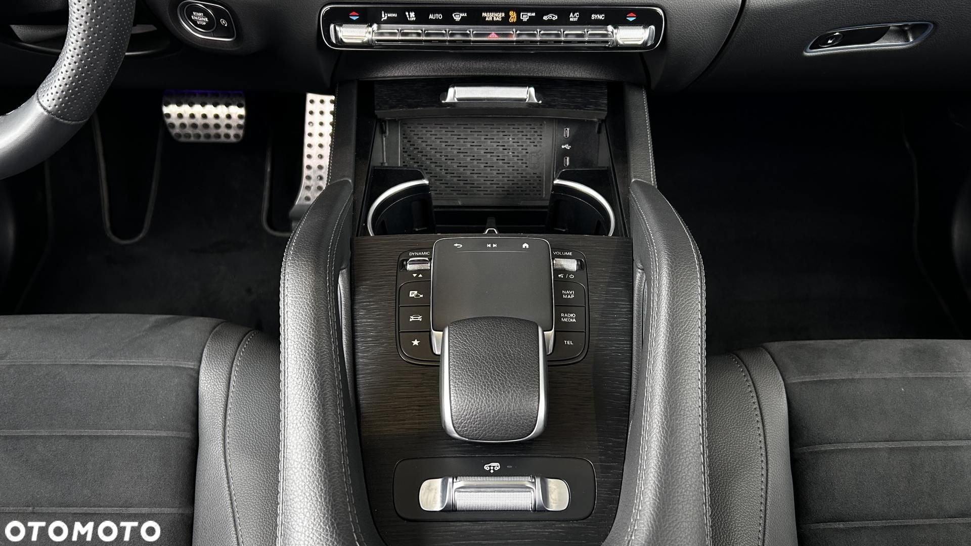 Mercedes-Benz GLE - 21
