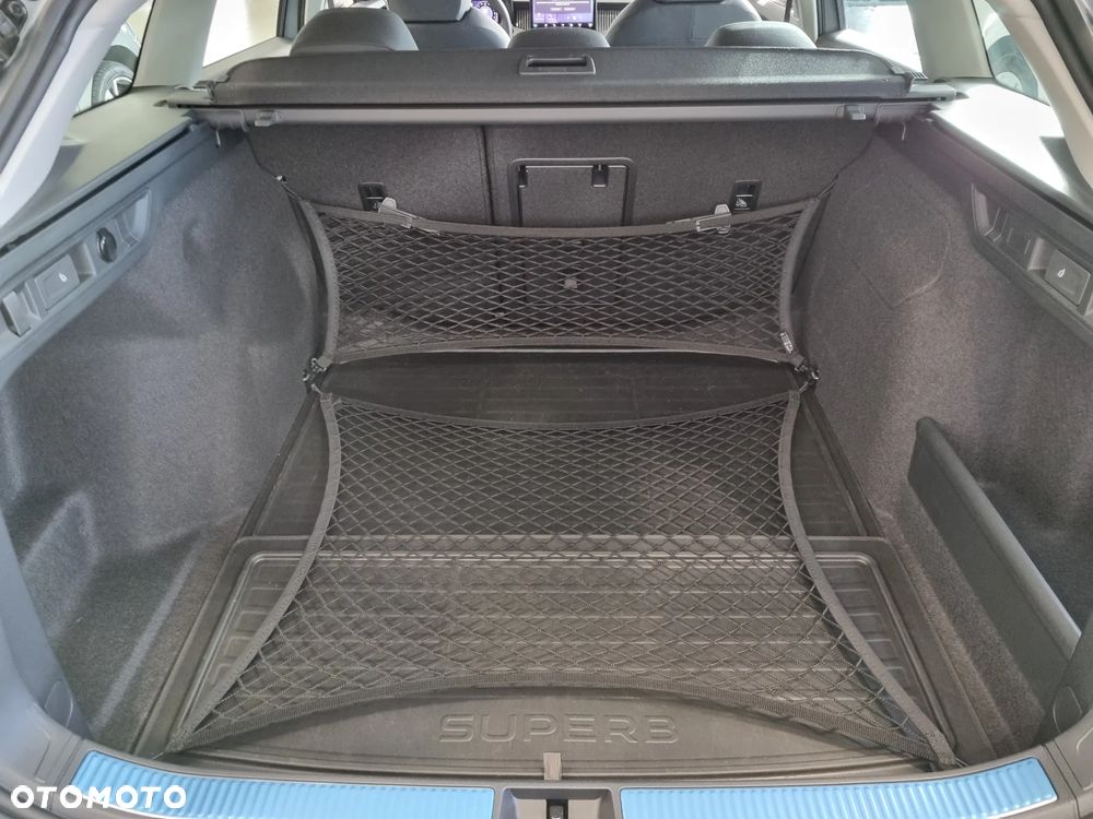 Skoda Superb 1.5 TSI mHEV Essence DSG - 21