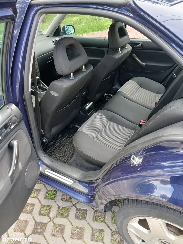 Volkswagen Bora 1.9 TDI - 11