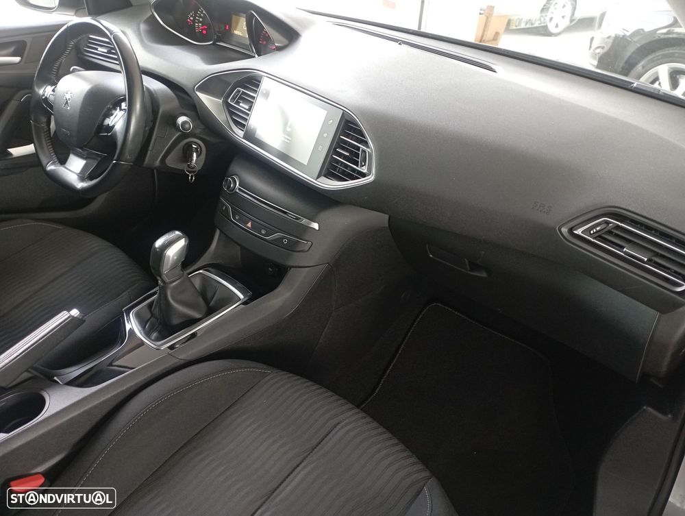 Peugeot 308 1.6 BlueHDi Active - 17