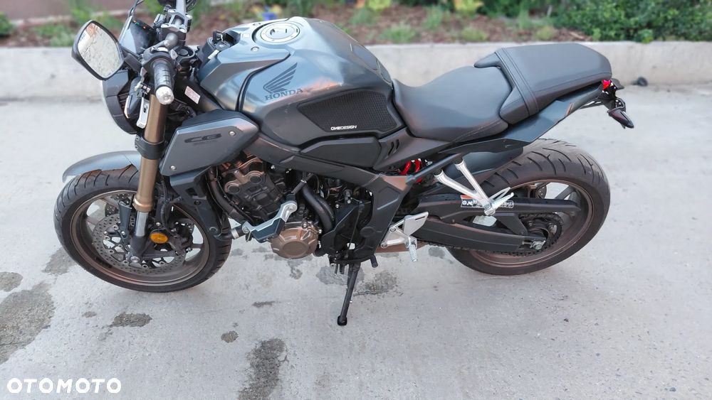 Honda CB - 4