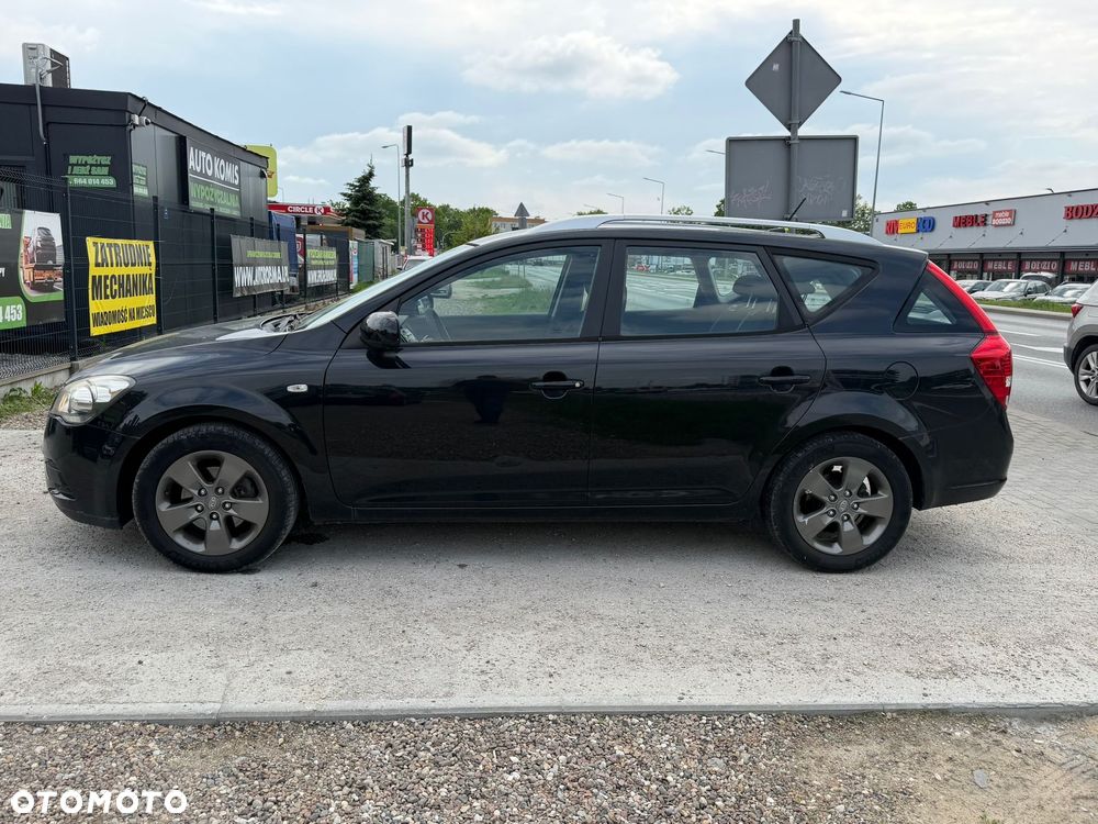 Kia Ceed 1.4 CVVT Attract - 11