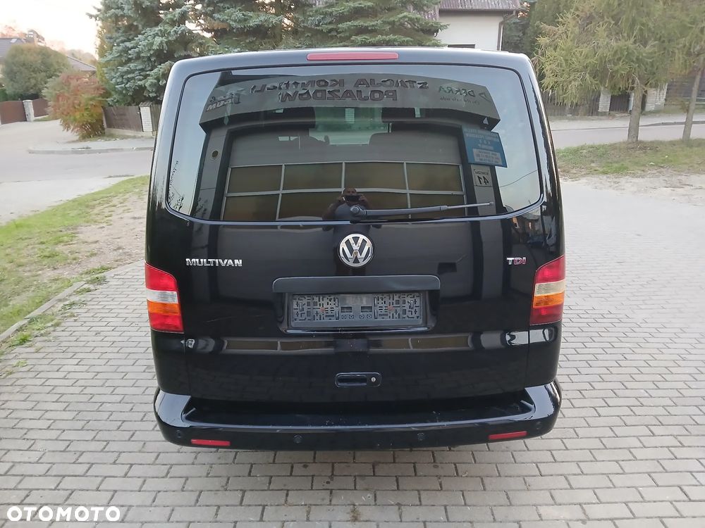 Volkswagen Multivan - 4