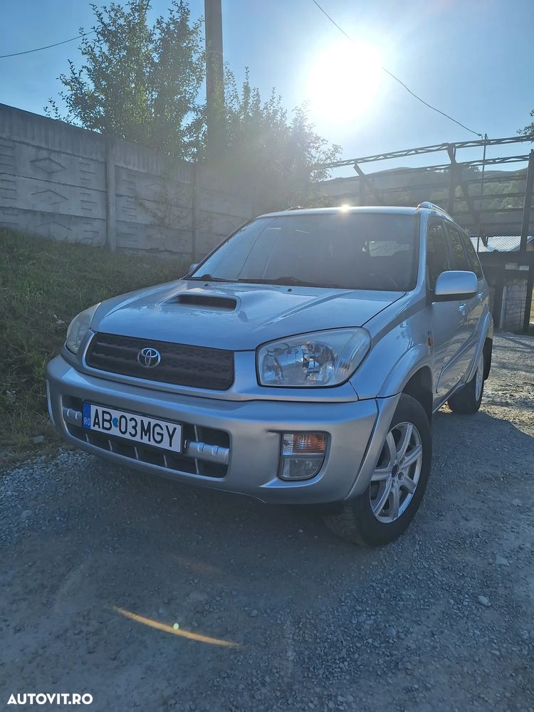 Toyota RAV4 2.0 D-4D Confort - 1