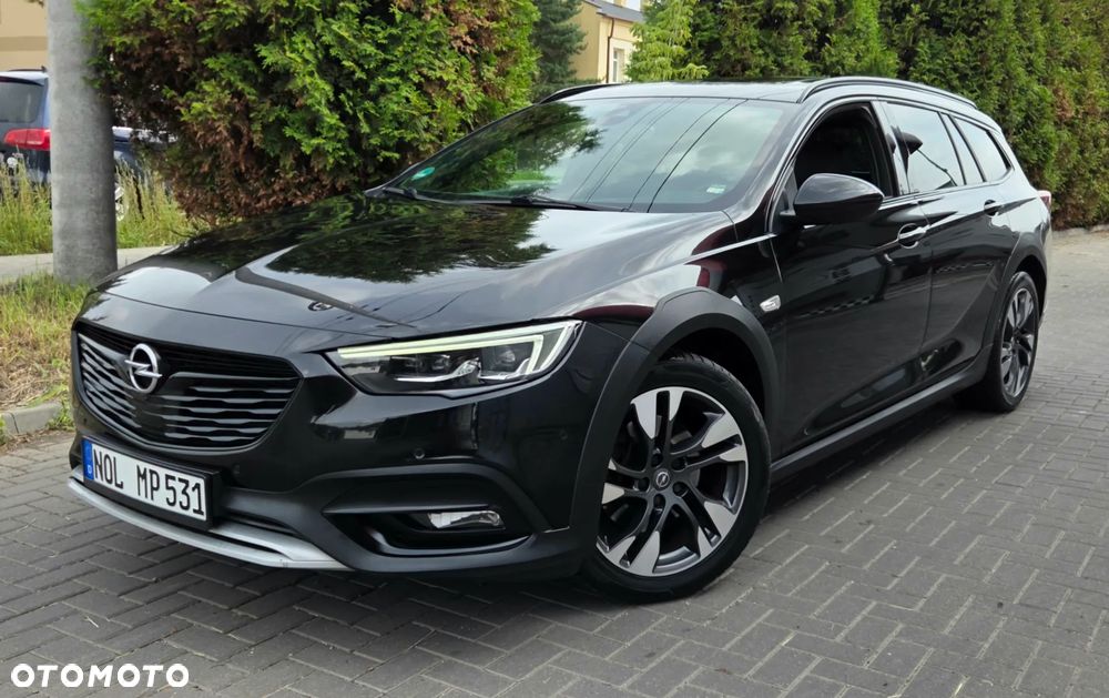 Opel Insignia 2.0 BiTrb D 4x4 Automatik Exclusive - 3