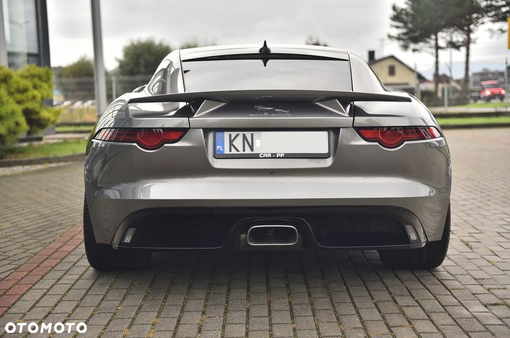 Jaguar F-Type Coupe P300 R-Dynamic - 6