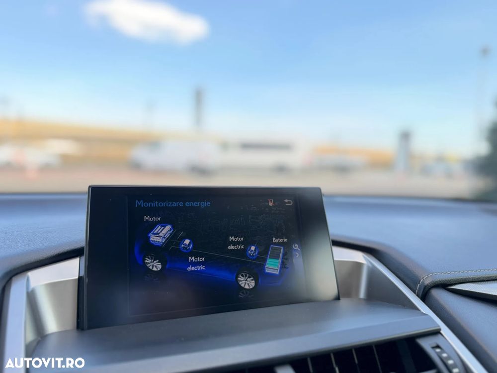 Lexus Seria NX 300h E-FOUR Business Edition - 23