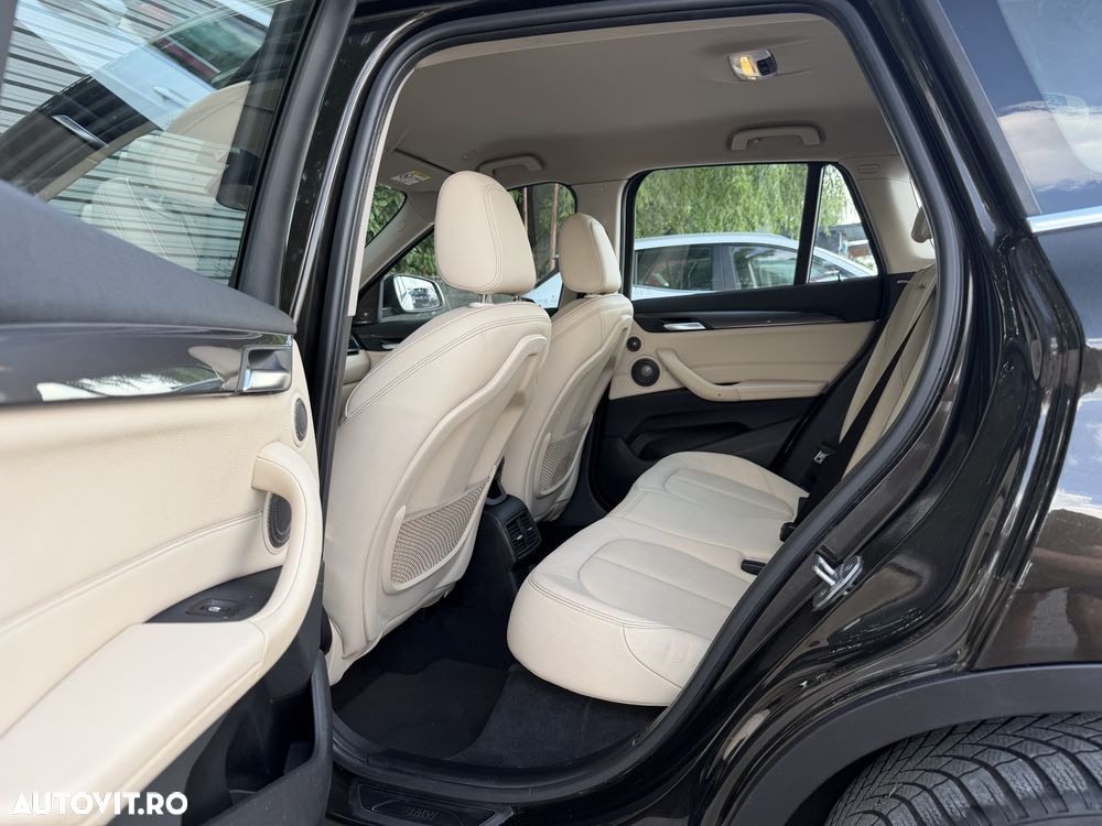 BMW X1 xDrive20d Aut. xLine - 15