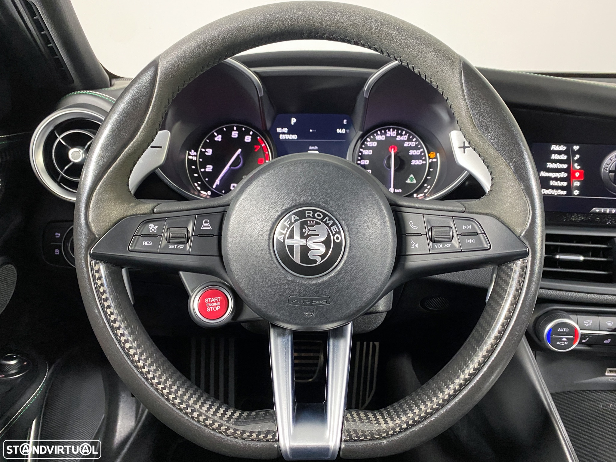 Alfa Romeo Giulia 2.9 Bi-Turbo Quadrifoglio AT8 - 13