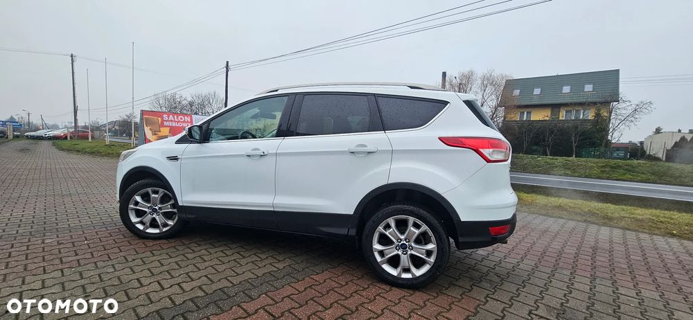 Ford Kuga 2.0 TDCi 2x4 Titanium - 6