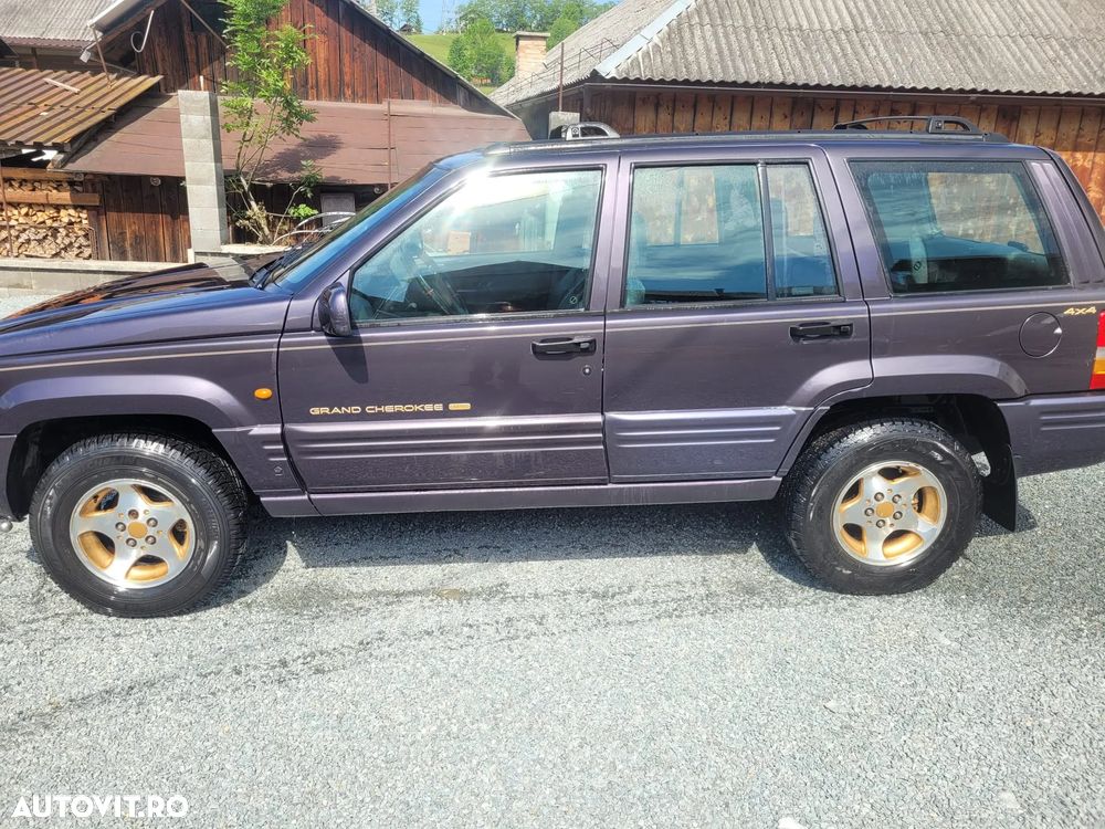 Jeep Grand Cherokee - 4