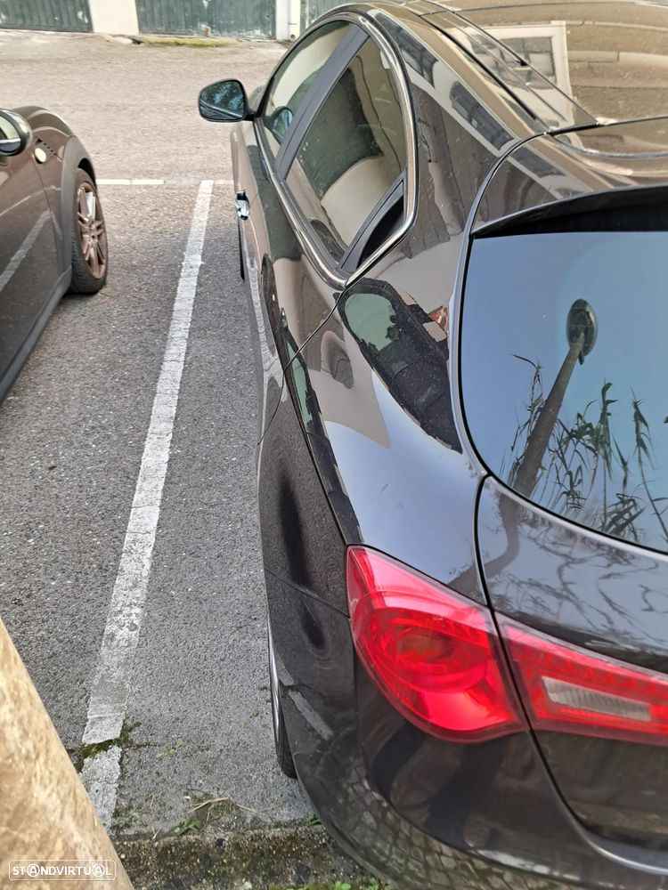 Alfa Romeo Giulietta 2.0 JTDM Distinctive - 3