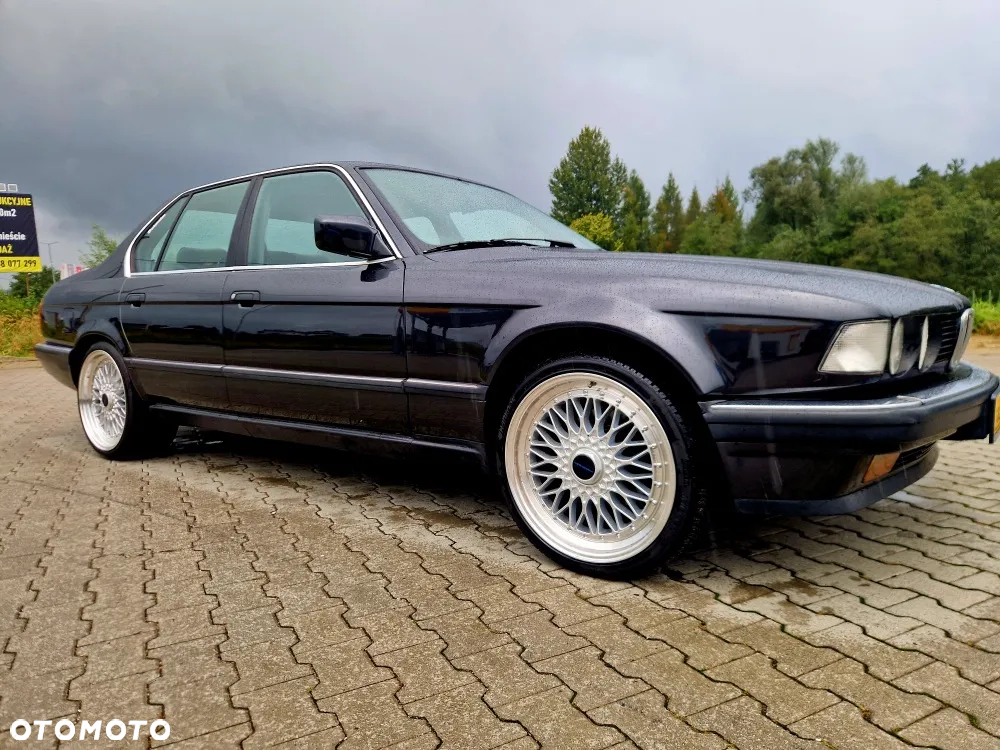 BMW Seria 7 - 23